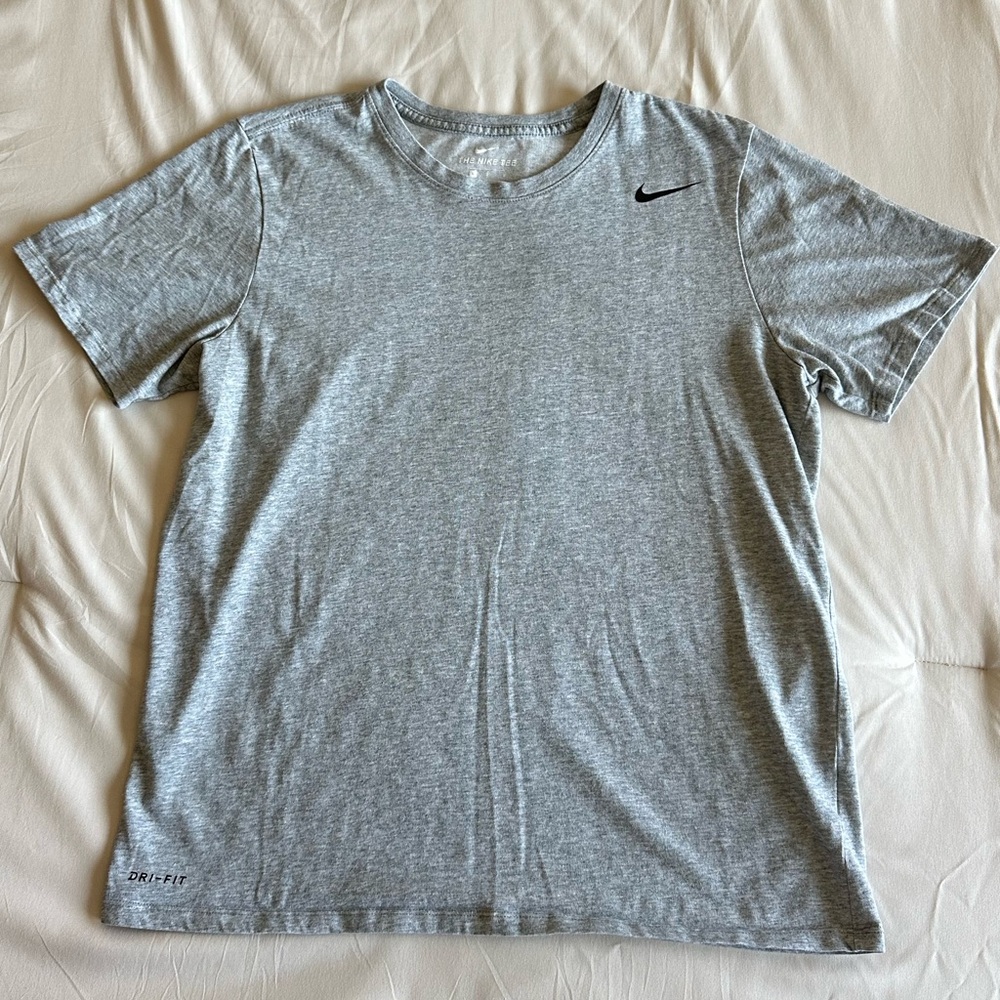 Nike Heather Gray Short Sleeve Top